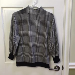 Ralph Lauren Hounds Tooth Top. Size S
